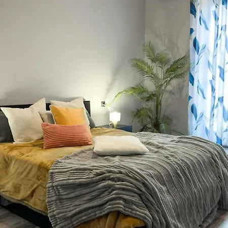 Residenza Santa Anastasia Blu Piazza Erbe Apartment